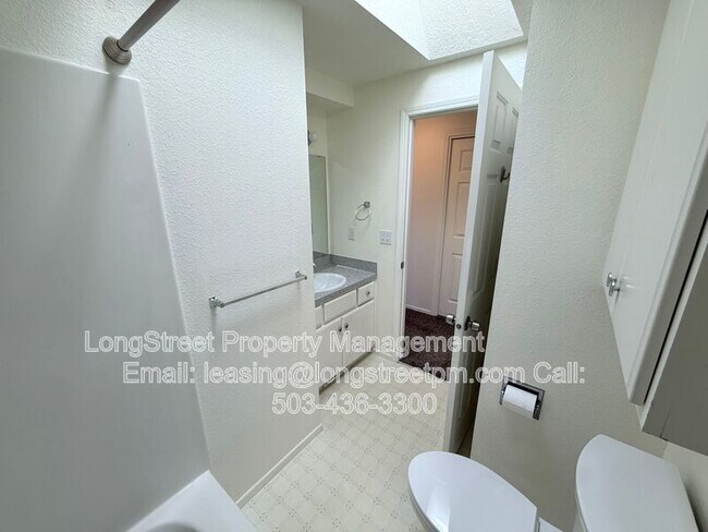 Building Photo - 4526 Campbell Dr SE