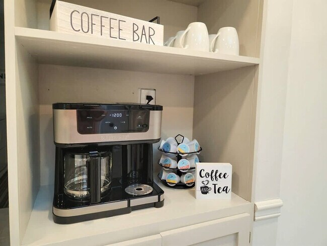 Building Photo - 31178 Park Ridge Dr