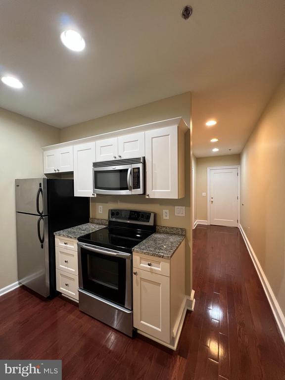 Building Photo - 1811 Chestnut St