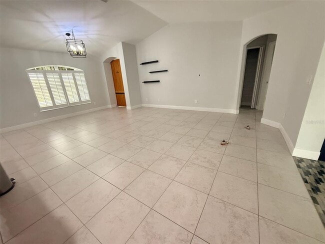 Building Photo - 3195 Mayflower Terrace