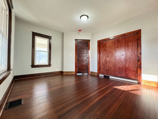 Building Photo - Historic Charm Meets Modern Comfort – Reno...