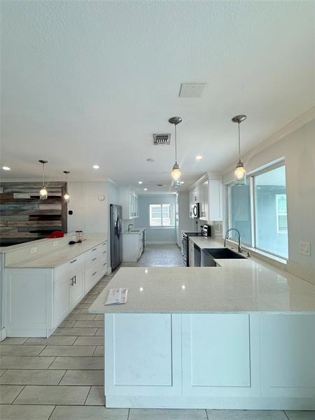 Building Photo - 3681 NW 27th Ct