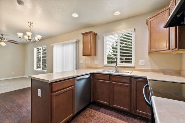 Building Photo - Spacious 3-Bedroom Home with Central A/C Near Fort Carson & Peterson