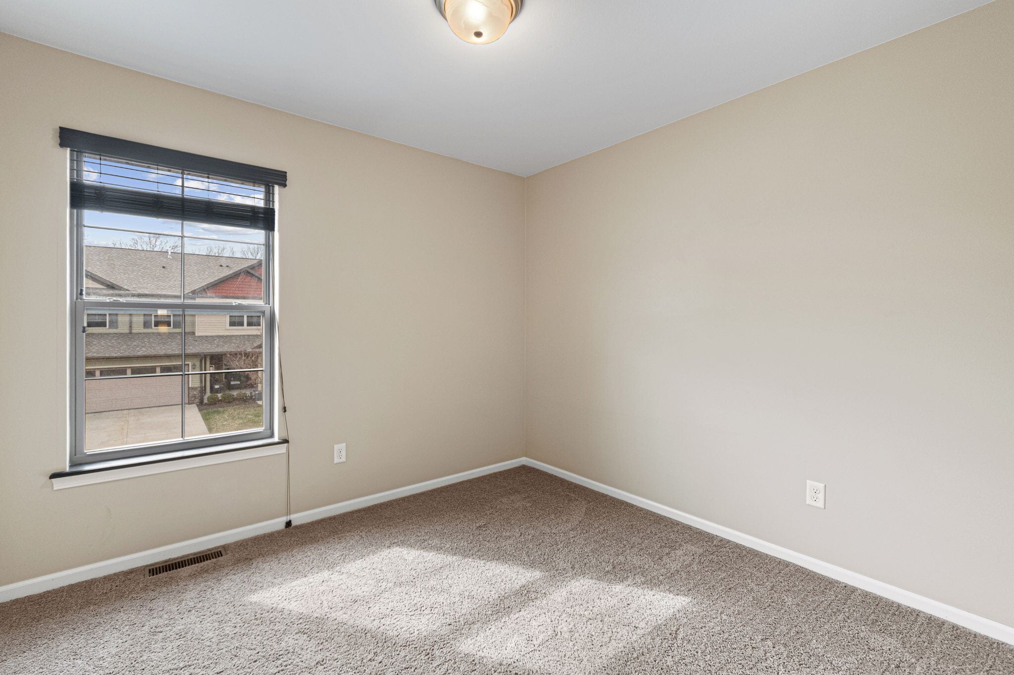 Building Photo - 414 Churchill Dr