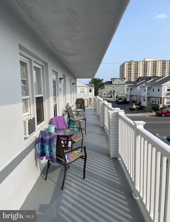 9505 Ventnor Ave 9505 Ventnor Ave Margate City NJ 08402 Apartment