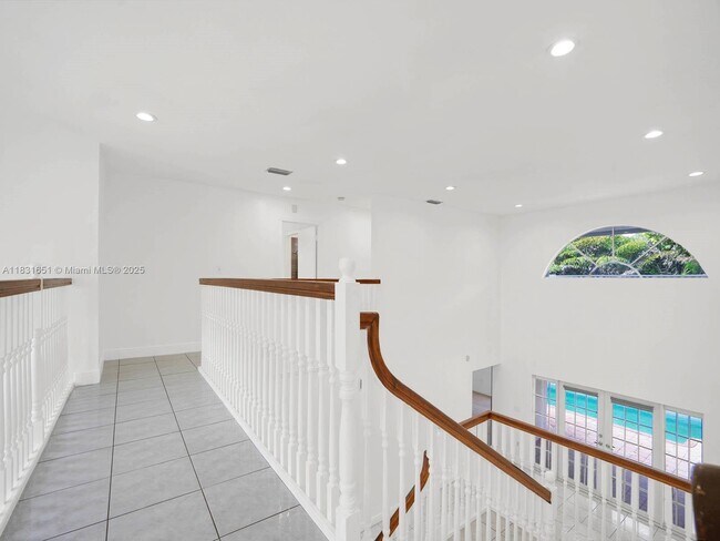 Building Photo - 16224 NW 82nd Pl