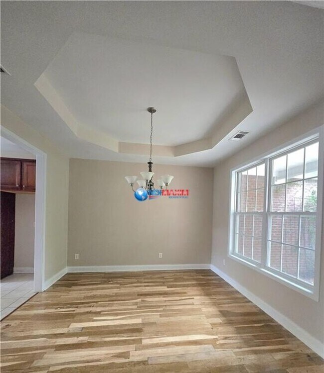 Building Photo - Beautiful 4-bedroom with large bonus room in Gainesville