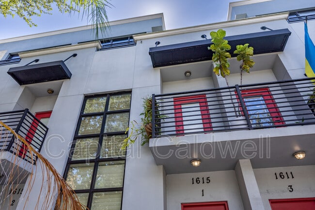 Building Photo - 1615 E fifth Ave