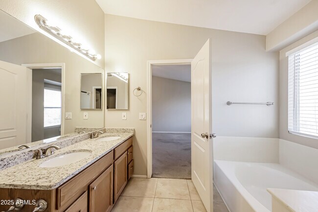 Building Photo - 9721 W Runion Dr