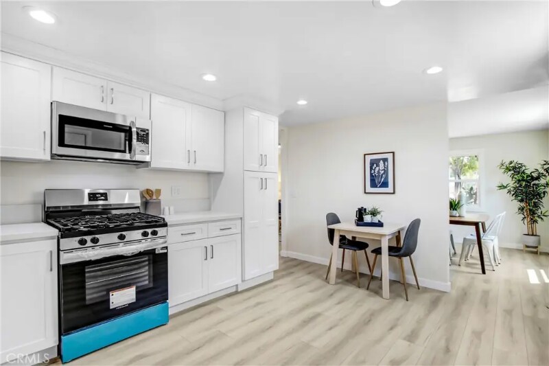 Building Photo - 667 N Pennsylvania Ave