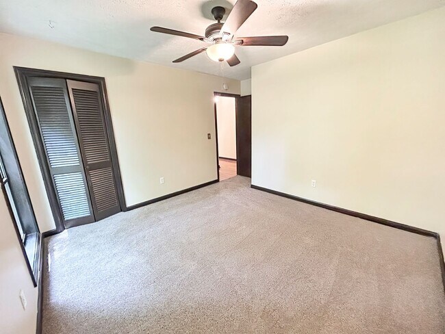Building Photo - 3 BR Wooded Retreat in the Heart of East Cobb!