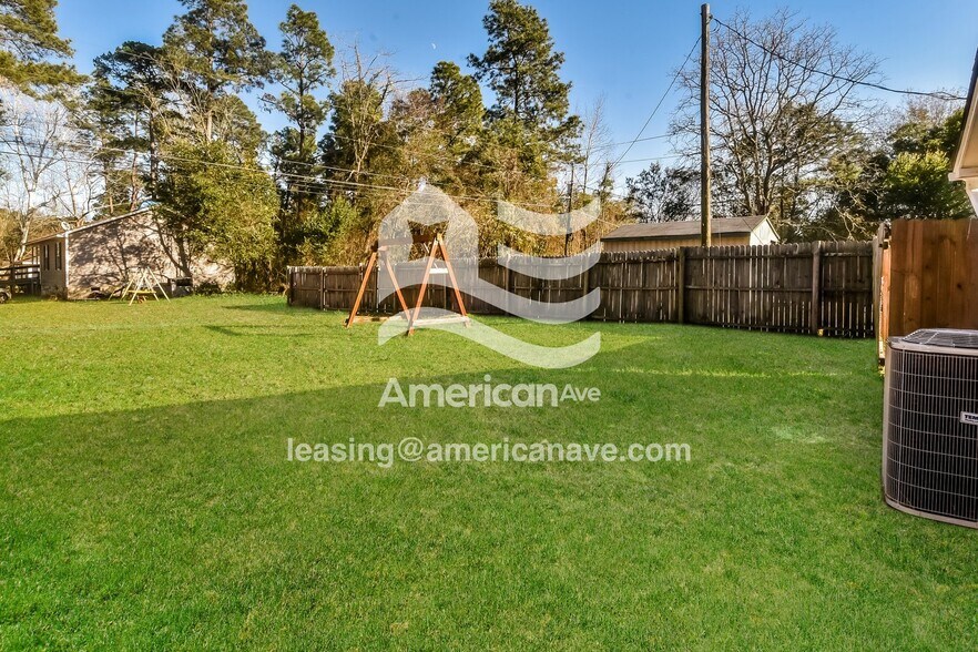 Building Photo - 305 Virginia Ave