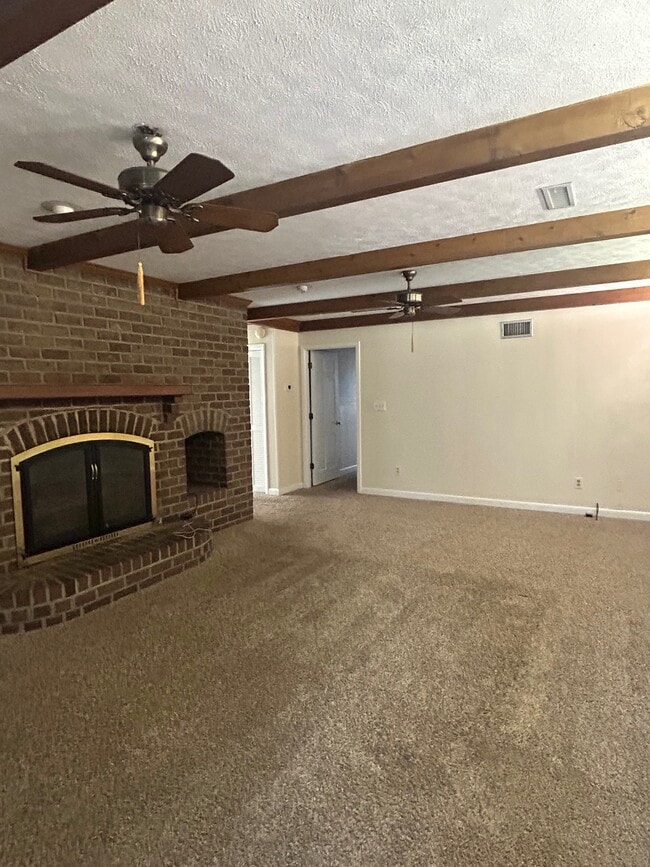 Building Photo - 4560 Smith Rd