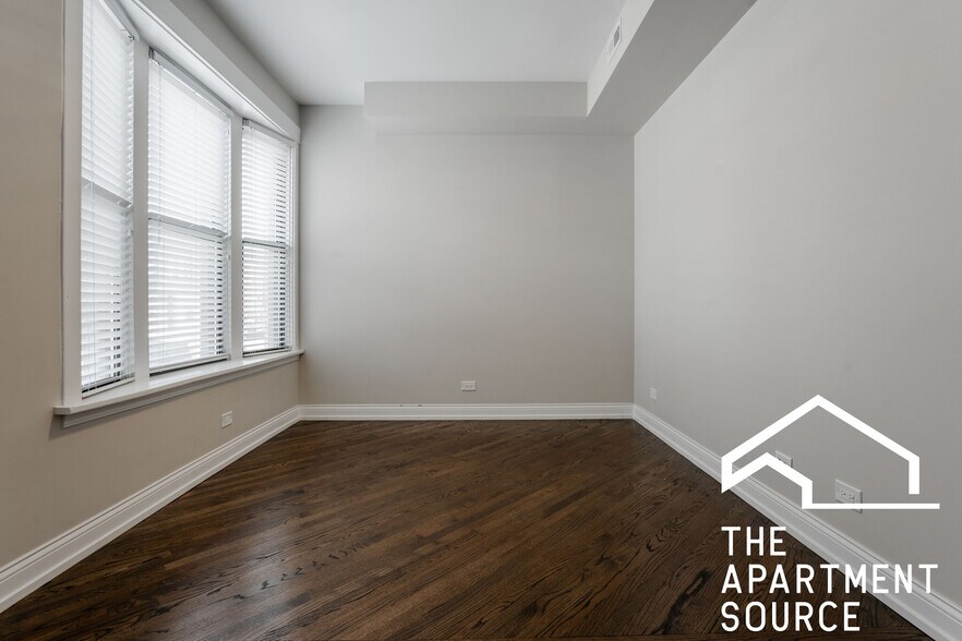 Building Photo - 2758 N Richmond St