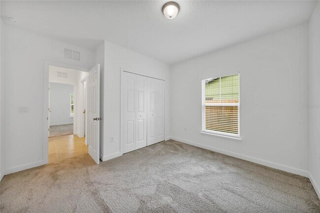 Building Photo - 1308 BOND