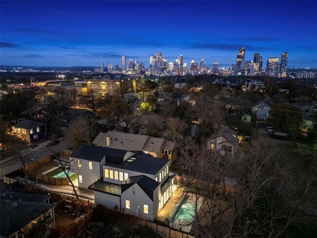 Building Photo - 2107 Brackenridge St