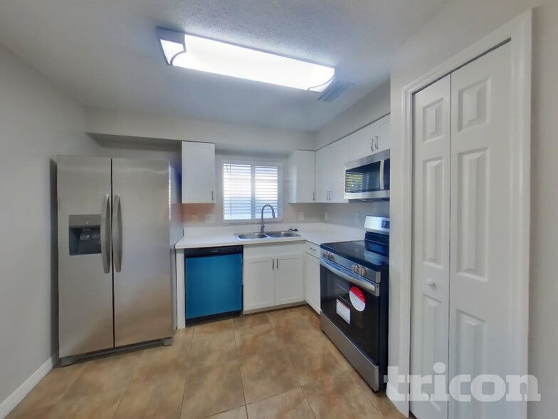 Building Photo - 4522 Reynolds Creek Ave