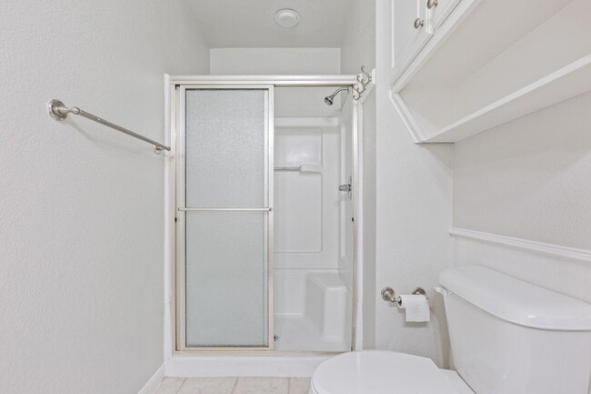 Building Photo - 3 Bedroom 3 Bath gated community in Baylor Bubble