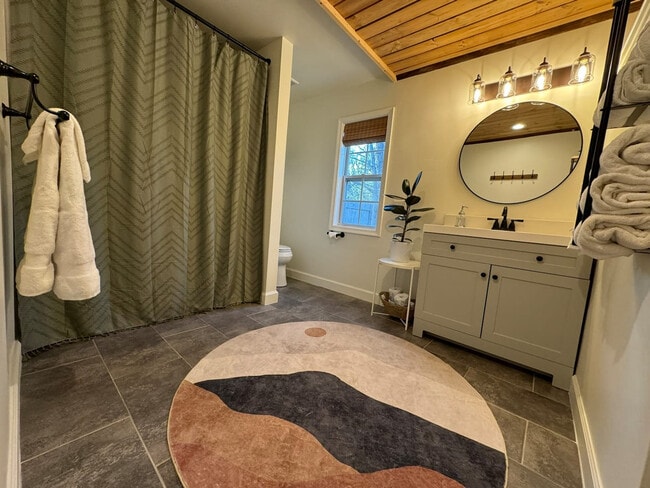 Building Photo - 59 Beverly Pl