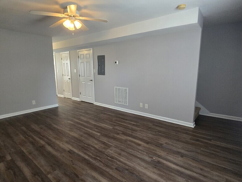 Building Photo - 252-1A EXECUTIVE AVE, CLARKSVILLE, TN 37042