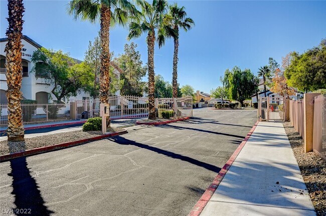 Building Photo - 5650 E Sahara Ave