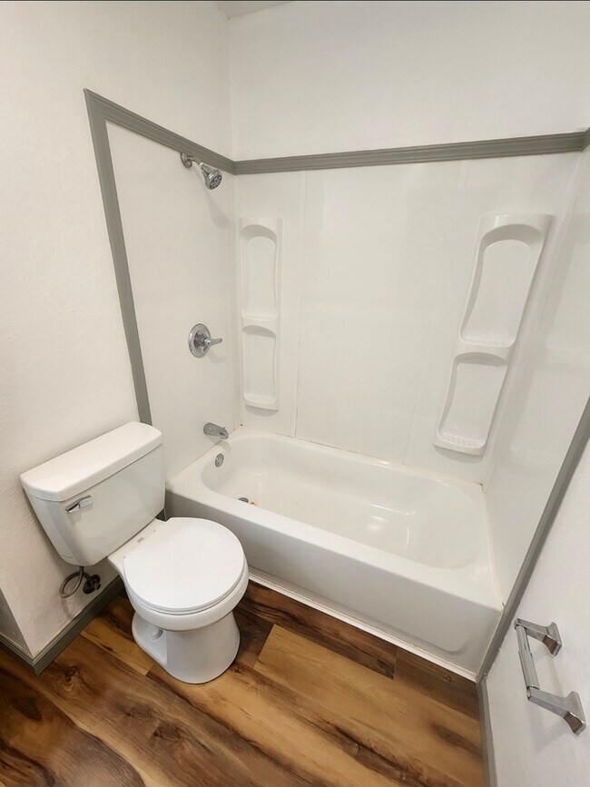 Building Photo - 4706 Bowie Dr