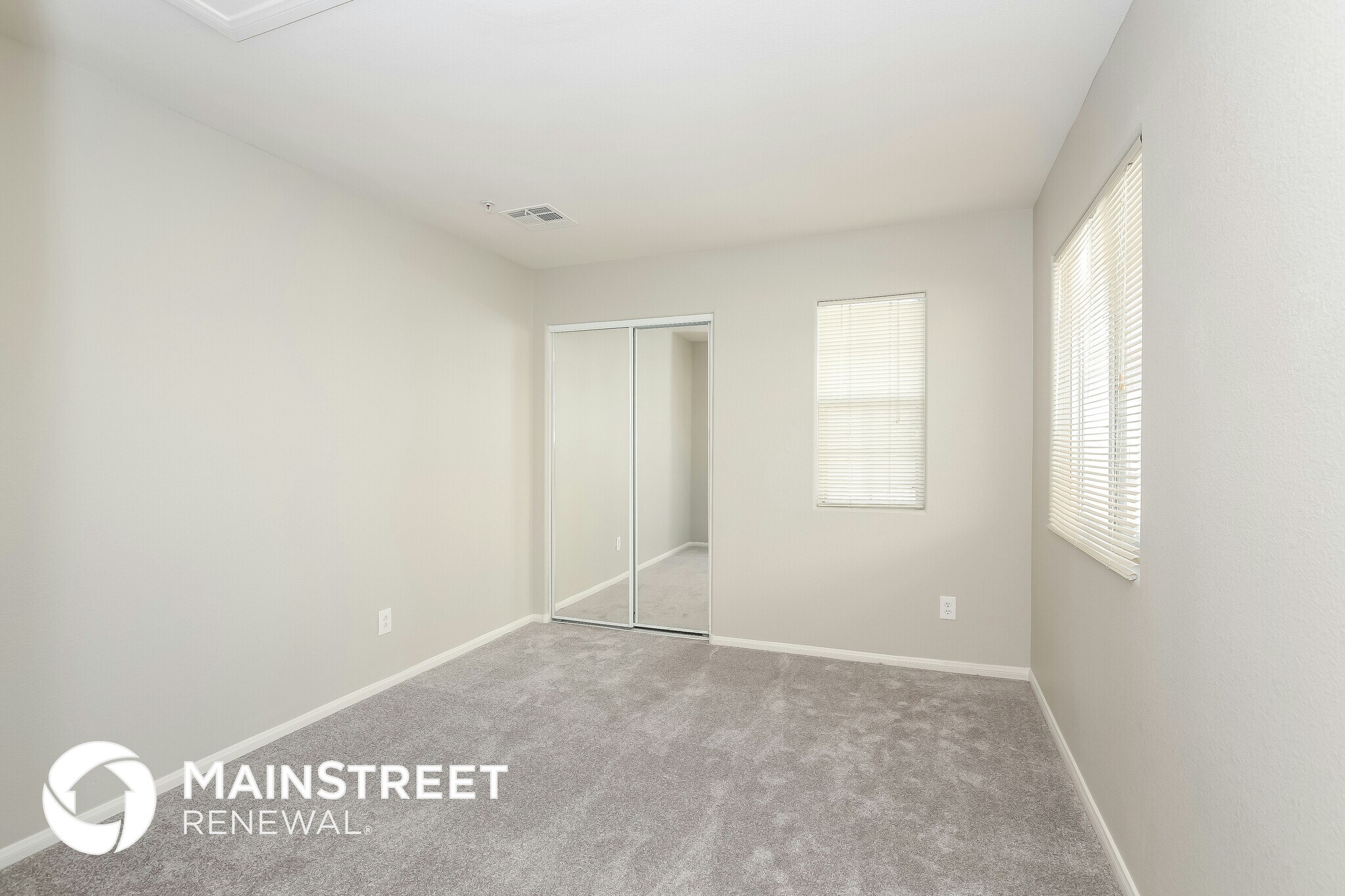 Building Photo - 2929 Sapphire Sands Ct