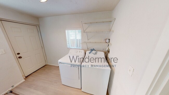 Building Photo - 207 N Spokane St