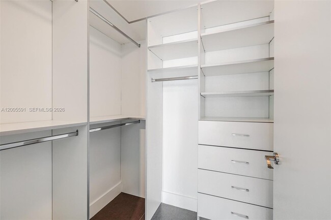 Building Photo - 92 SW 3rd St