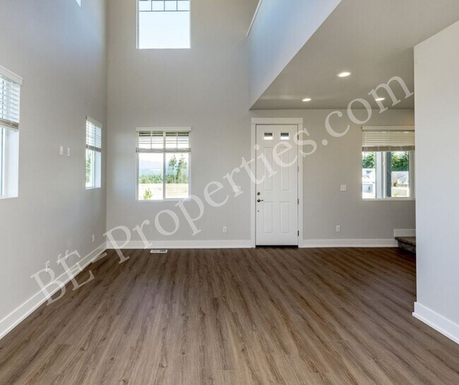 Building Photo - New Construction - Mountain View in the desirable Tehaleh community
