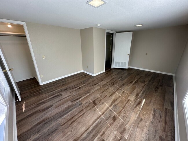 Building Photo - 11682 State Hwy 64