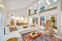 Building Photo - 2360 Tigertail Ave