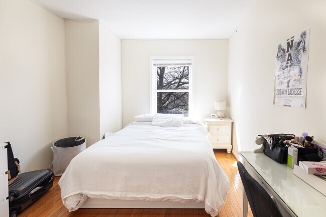 Building Photo - 10238 Arizona Cir