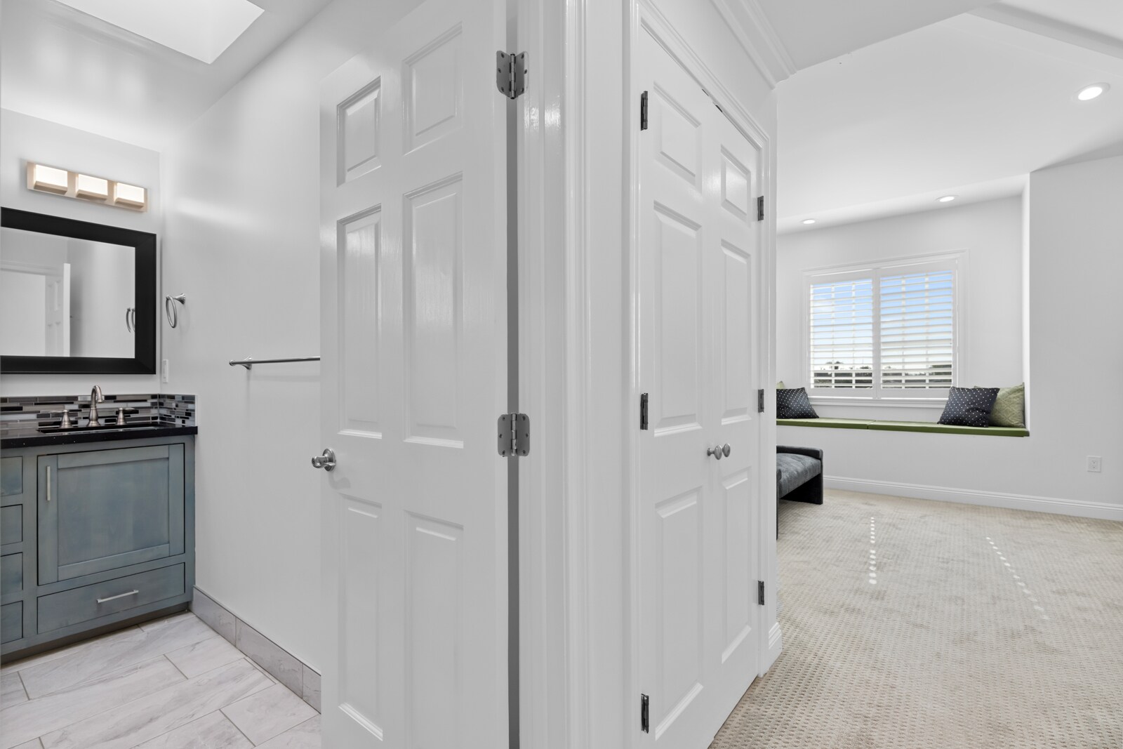 Building Photo - 17131 Autumn Cir