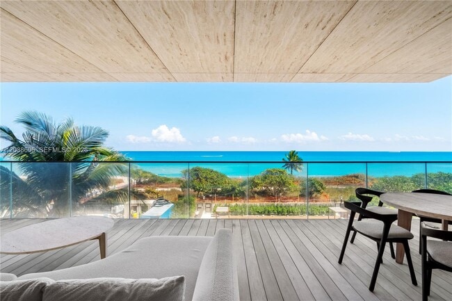 Building Photo - 8955 Collins Ave