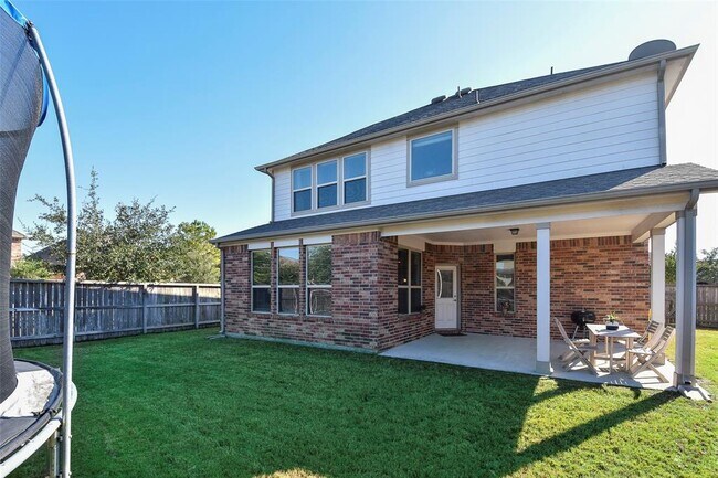 Building Photo - 6427 Addlestone Ridge Ln