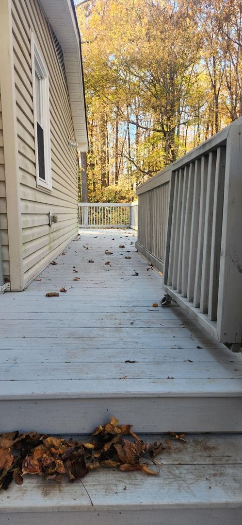 Building Photo - Cozy 3 Bedroom Rambler Nestled on a large ...