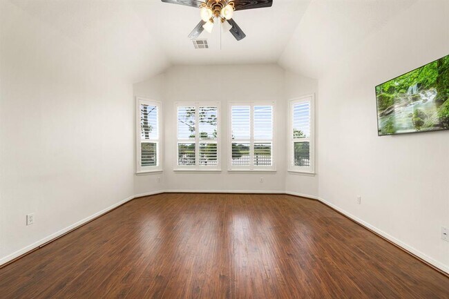 Building Photo - 2107 Pearl Bay Ct
