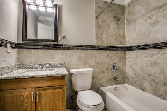 Building Photo - 3945 Hawick Ln