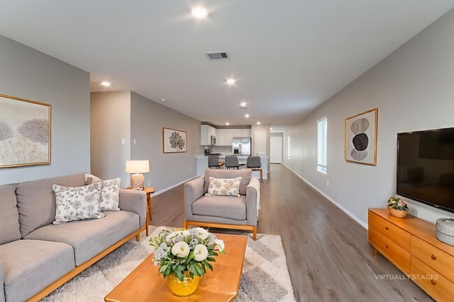 Building Photo - 9202 Burnet Flds Dr