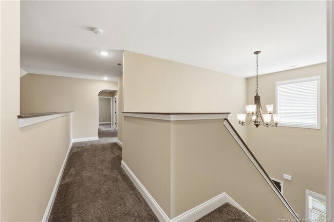 Building Photo - 206 Leland Ln