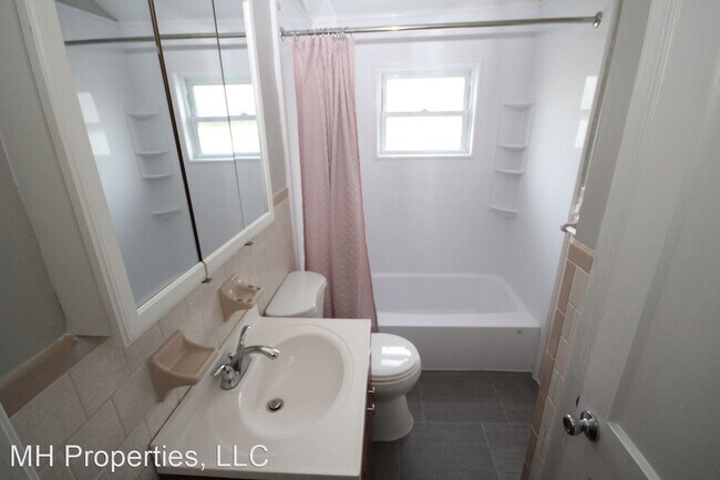 Building Photo - 2 br, 1.5 bath House - 936 Middlesex Road