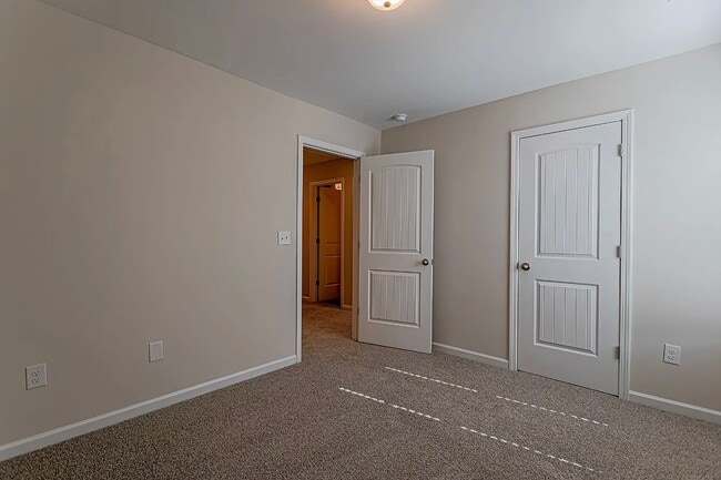 Building Photo - 115 Sweet Almond Ct