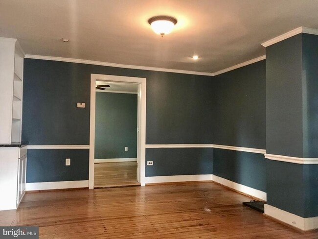 Building Photo - 216 Wirt St NW