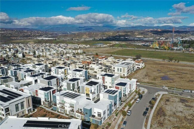 Community Overview - 27457 Viero Pl