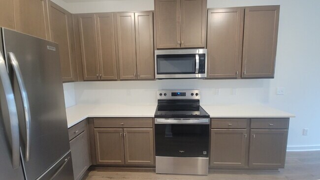 Building Photo - NEW HOME!!!  Section 8 Accepted!!!  "Discover Your Dream Home: Spacious 3-Bedroom Retreat with Gr...