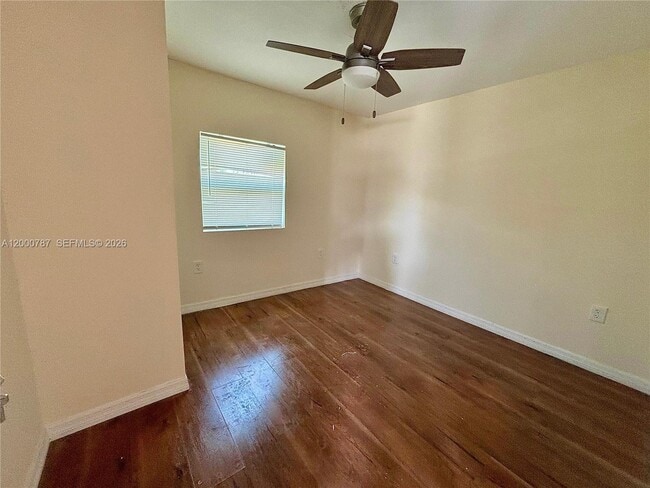 Building Photo - 514 N 27th St