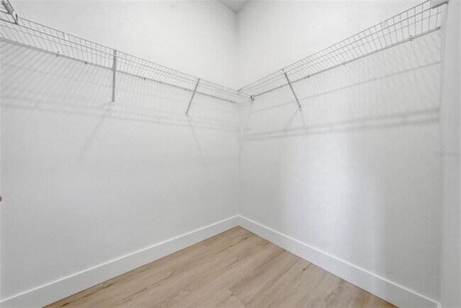 Building Photo - 1605 Bryn Mawr St