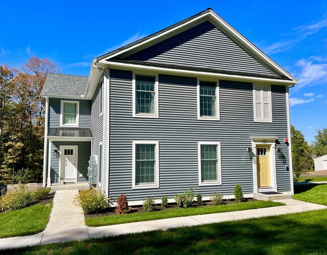 Primary Photo - 179 Butternut St