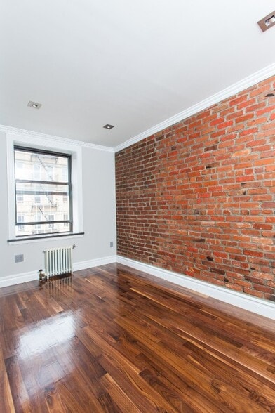 Building Photo - 218 Avenue A